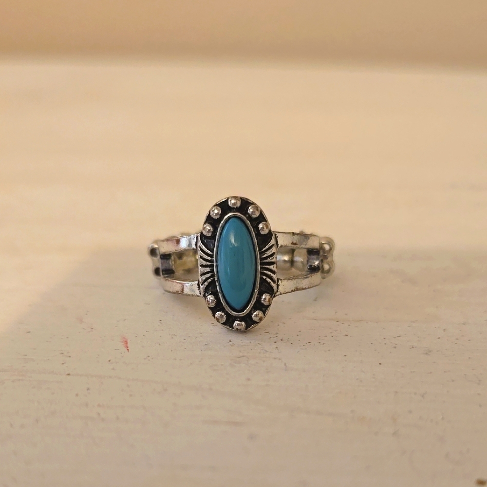 Silver and Blue Oval Stone Ring
